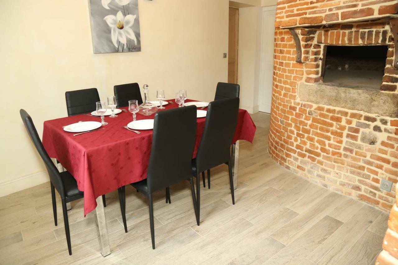 Maison De L'Horloge Courcelles-sous-Moyencourt Екстер'єр фото